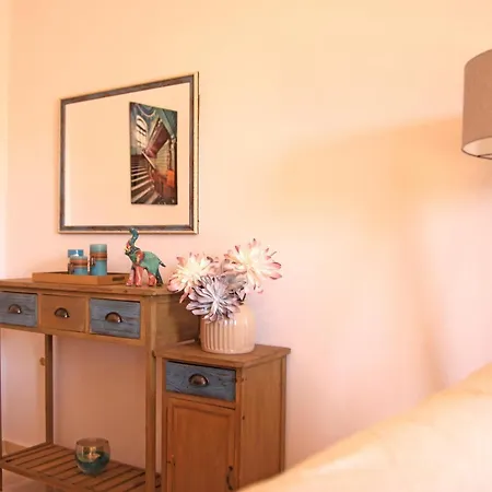 Apartment Thea *